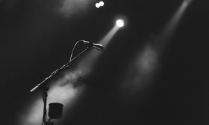 Mikrophon als Zeichen für Lampenfieber